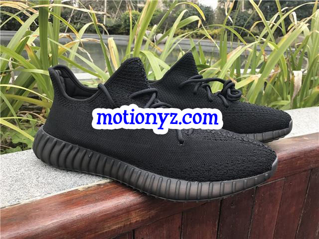 Adidas Yeezy Boost 350 V2 Triple Black